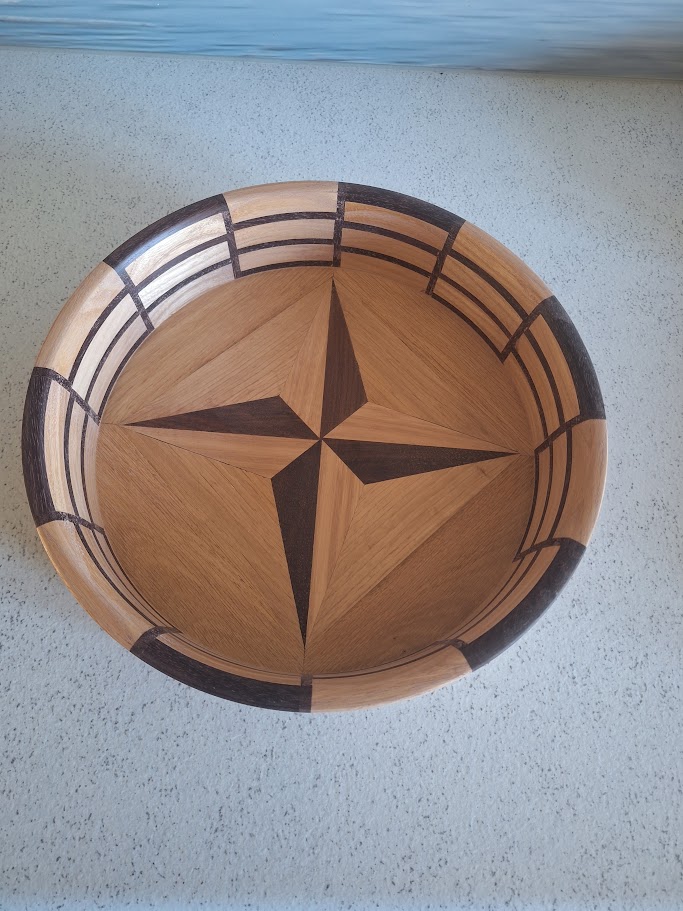 bakke med en vindrose